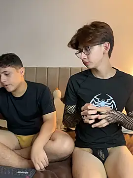 Snapshot of jacob_and_sam chatting on October 30, 2025, 12:42 am jacob and sam online show from October 30, 2025, 12:42 am