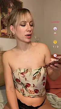 rileylovesyou online show from March 5, 2025, 4:02 am