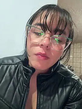 megan cl online show from March 12, 2025, 2:09 am