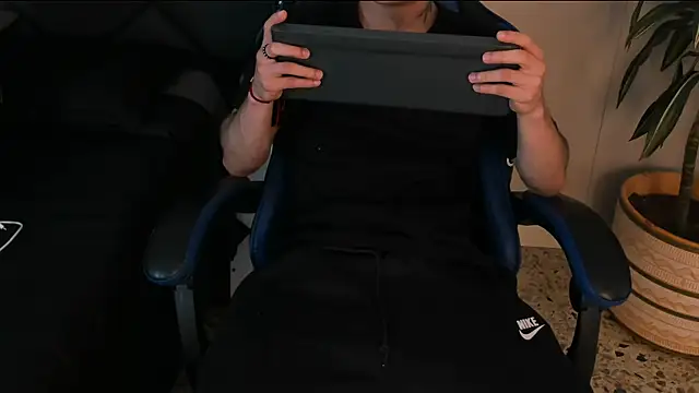 roan birkin online show from April 15, 2026, 7:18 pm