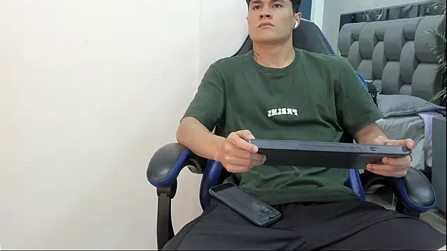 roan birkin online show from November 2, 2025, 7:52 pm