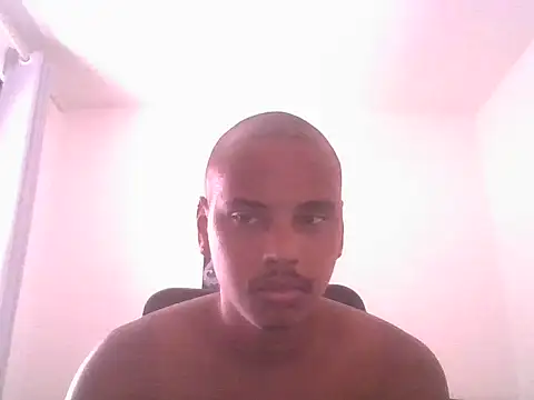 Snapshot of ONegodoce25 chatting on May 13, 2026, 12:23 pm ONegodoce25 online show from May 13, 2026, 12:23 pm
