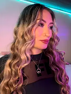 Snapshot of Lally_Valencia__ chatting on September 18, 2025, 7:55 am Lally Valencia online show from September 18, 2025, 7:55 am