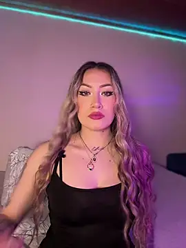 Snapshot of Lally_Valencia__ chatting on October 13, 2025, 12:29 pm Lally Valencia online show from October 13, 2025, 12:29 pm