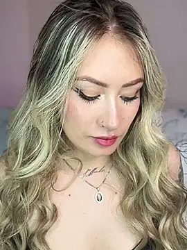 Snapshot of Lally_Valencia__ chatting on February 18, 2025, 7:10 am Lally Valencia online show from February 18, 2025, 7:10 am