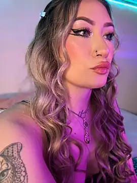 Snapshot of Lally_Valencia__ chatting on September 16, 2025, 7:42 am Lally Valencia online show from September 16, 2025, 7:42 am