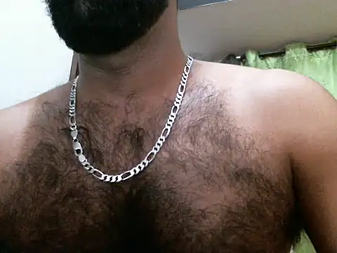 Snapshot of indianhairybull chatting on November 10, 2025, 12:26 am indianhairybull online show from November 10, 2025, 12:26 am