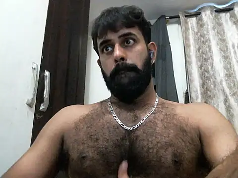 Snapshot of indianhairybull chatting on April 24, 2026, 12:18 pm indianhairybull online show from April 24, 2026, 12:18 pm