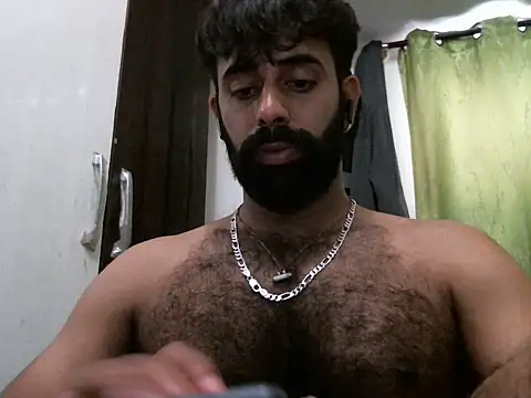 Snapshot of indianhairybull chatting on March 20, 2025, 4:40 am indianhairybull online show from March 20, 2025, 4:40 am