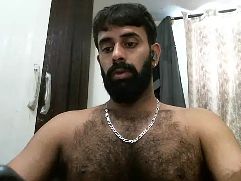 Snapshot of indianhairybull chatting on April 18, 2026, 5:10 am indianhairybull online show from April 18, 2026, 5:10 am
