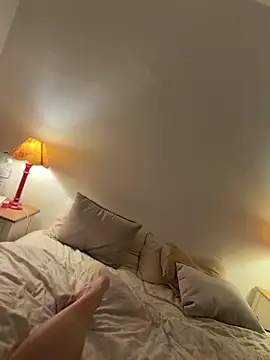 Snapshot of Orgasmille chatting on April 1, 2026, 2:58 pm Orgasmille online show from April 1, 2026, 2:58 pm