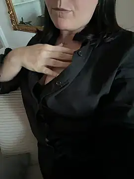 Snapshot of Orgasmille chatting on April 5, 2026, 6:03 pm Orgasmille online show from April 5, 2026, 6:03 pm