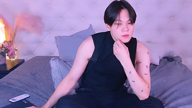 Snapshot of just_gay_ chatting on March 15, 2025, 4:32 pm just gay online show from March 15, 2025, 4:32 pm