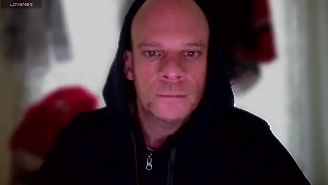 Snapshot of Boss5989 chatting on January 18, 2026, 12:52 pm Boss5989 online show from January 18, 2026, 12:52 pm