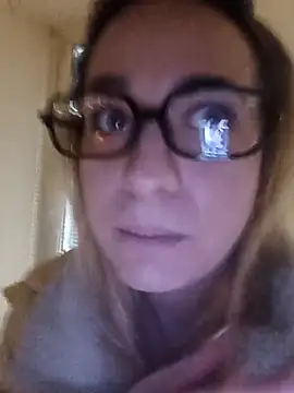 Snapshot of Mia_RainX chatting on November 30, 2025, 6:19 pm Mia RainX online show from November 30, 2025, 6:19 pm