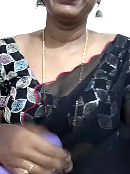 Snapshot of Tamil_Meera12 chatting on April 11, 2026, 3:47 am Tamil Meera12 online show from April 11, 2026, 3:47 am