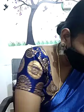 Snapshot of Tamil_Meera12 chatting on March 19, 2026, 12:27 pm Tamil Meera12 online show from March 19, 2026, 12:27 pm