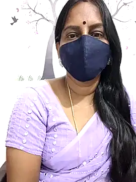 Snapshot of Tamil_Meera12 chatting on April 7, 2026, 4:58 am Tamil Meera12 online show from April 7, 2026, 4:58 am