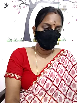 Snapshot of Tamil_Meera12 chatting on March 24, 2026, 5:29 am Tamil Meera12 online show from March 24, 2026, 5:29 am