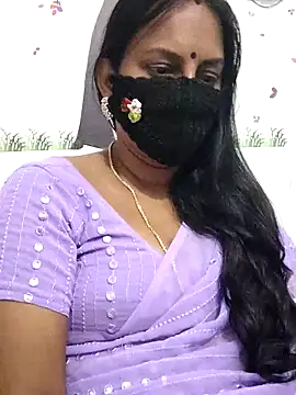 Snapshot of Tamil_Meera12 chatting on May 6, 2026, 5:44 am Tamil Meera12 online show from May 6, 2026, 5:44 am