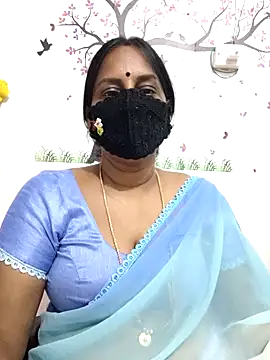 Snapshot of Tamil_Meera12 chatting on May 5, 2026, 5:32 am Tamil Meera12 online show from May 5, 2026, 5:32 am