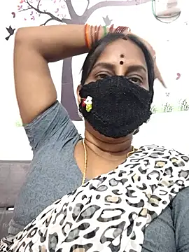 Snapshot of Tamil_Meera12 chatting on April 30, 2026, 5:36 am Tamil Meera12 online show from April 30, 2026, 5:36 am