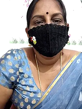 Snapshot of Tamil_Meera12 chatting on April 25, 2026, 4:59 pm Tamil Meera12 online show from April 25, 2026, 4:59 pm
