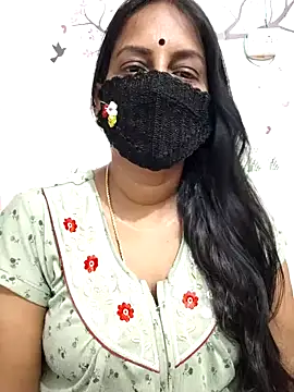 Snapshot of Tamil_Meera12 chatting on April 12, 2026, 3:21 am Tamil Meera12 online show from April 12, 2026, 3:21 am