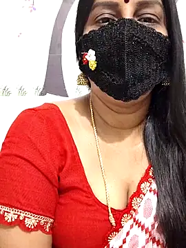 Snapshot of Tamil_Meera12 chatting on March 23, 2026, 5:02 pm Tamil Meera12 online show from March 23, 2026, 5:02 pm