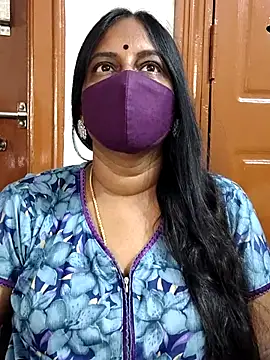 Snapshot of Tamil_Meera12 chatting on March 2, 2026, 4:46 am Tamil Meera12 online show from March 2, 2026, 4:46 am