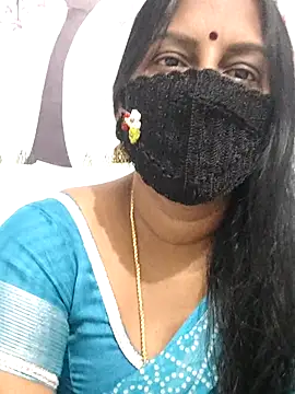 Snapshot of Tamil_Meera12 chatting on April 29, 2026, 3:11 am Tamil Meera12 online show from April 29, 2026, 3:11 am