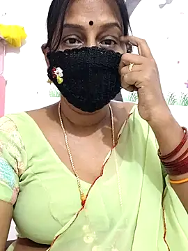 Snapshot of Tamil_Meera12 chatting on May 23, 2026, 4:39 pm Tamil Meera12 online show from May 23, 2026, 4:39 pm