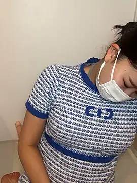 Snapshot of Rara__oo chatting on December 15, 2025, 7:58 am Rara oo online show from December 15, 2025, 7:58 am