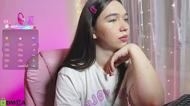 Arianahot777 online show from November 7, 2025, 10:13 pm