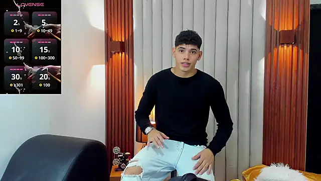 Snapshot of Justin_mack chatting on November 27, 2025, 7:14 pm Justin mack online show from November 27, 2025, 7:14 pm