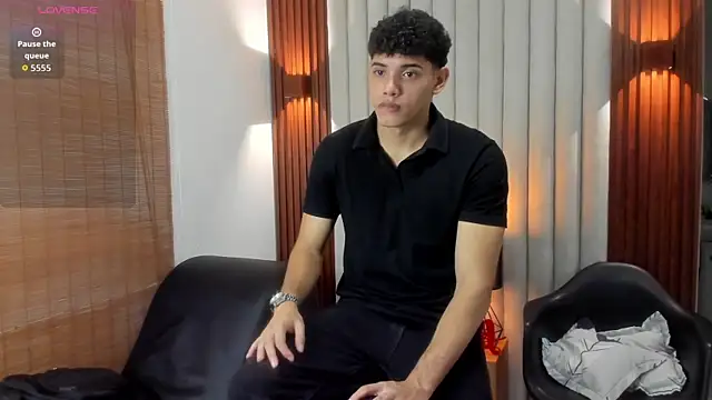 Snapshot of Justin_mack chatting on September 11, 2025, 12:05 pm Justin mack online show from September 11, 2025, 12:05 pm