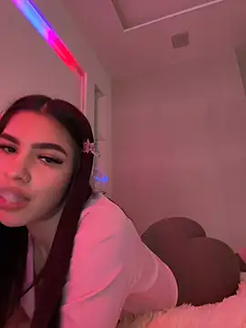 Snapshot of _BbFreya chatting on February 3, 2025, 8:57 pm BbFreya online show from February 3, 2025, 8:57 pm