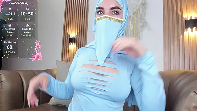 saleh issawi online show from October 6, 2025, 7:36 pm