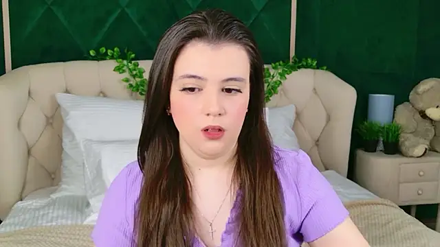 Snapshot of Pauline_Heaven chatting on February 3, 2026, 5:49 am Pauline Heaven online show from February 3, 2026, 5:49 am