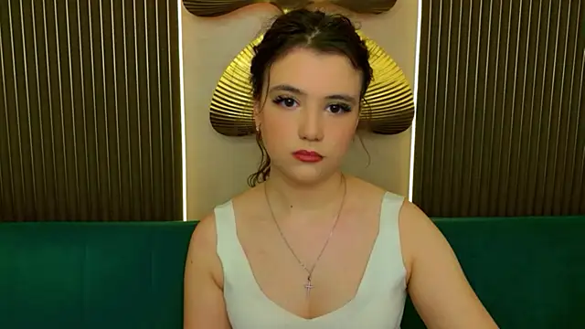 Snapshot of Pauline_Heaven chatting on May 4, 2026, 5:44 am Pauline Heaven online show from May 4, 2026, 5:44 am