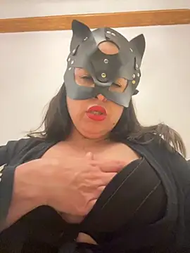 Snapshot of laarti chatting on October 6, 2025, 6:30 pm laarti online show from October 6, 2025, 6:30 pm