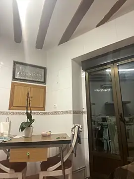 Snapshot of laarti chatting on October 3, 2025, 6:53 pm laarti online show from October 3, 2025, 6:53 pm