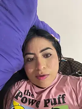 lamaravilla 08 online show from March 15, 2026, 7:21 pm