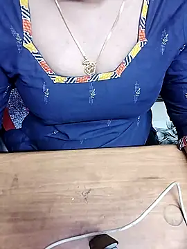 Snapshot of Tamil_Radha chatting on October 29, 2025, 6:07 pm Tamil Radha online show from October 29, 2025, 6:07 pm