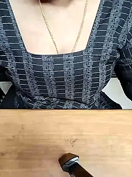 Snapshot of Tamil_Radha chatting on November 16, 2025, 12:59 am Tamil Radha online show from November 16, 2025, 12:59 am