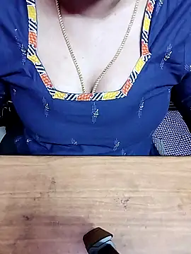 Snapshot of Tamil_Radha chatting on November 12, 2025, 2:04 am Tamil Radha online show from November 12, 2025, 2:04 am