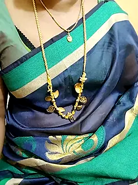 Snapshot of Tamil_Radha chatting on October 16, 2025, 1:41 pm Tamil Radha online show from October 16, 2025, 1:41 pm