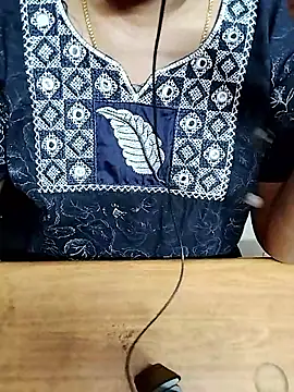 Snapshot of Tamil_Radha chatting on October 23, 2025, 6:06 pm Tamil Radha online show from October 23, 2025, 6:06 pm