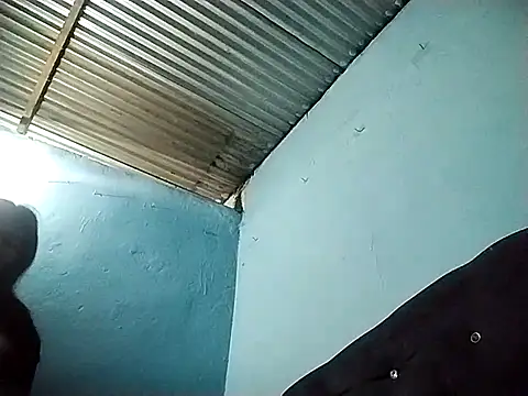 Snapshot of Ariell_Kieran chatting on February 28, 2026, 1:05 am Ariell Kieran online show from February 28, 2026, 1:05 am