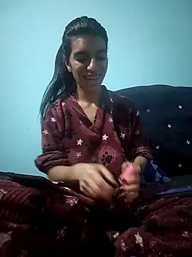 Snapshot of Ariell_Kieran chatting on February 12, 2026, 1:05 am Ariell Kieran online show from February 12, 2026, 1:05 am